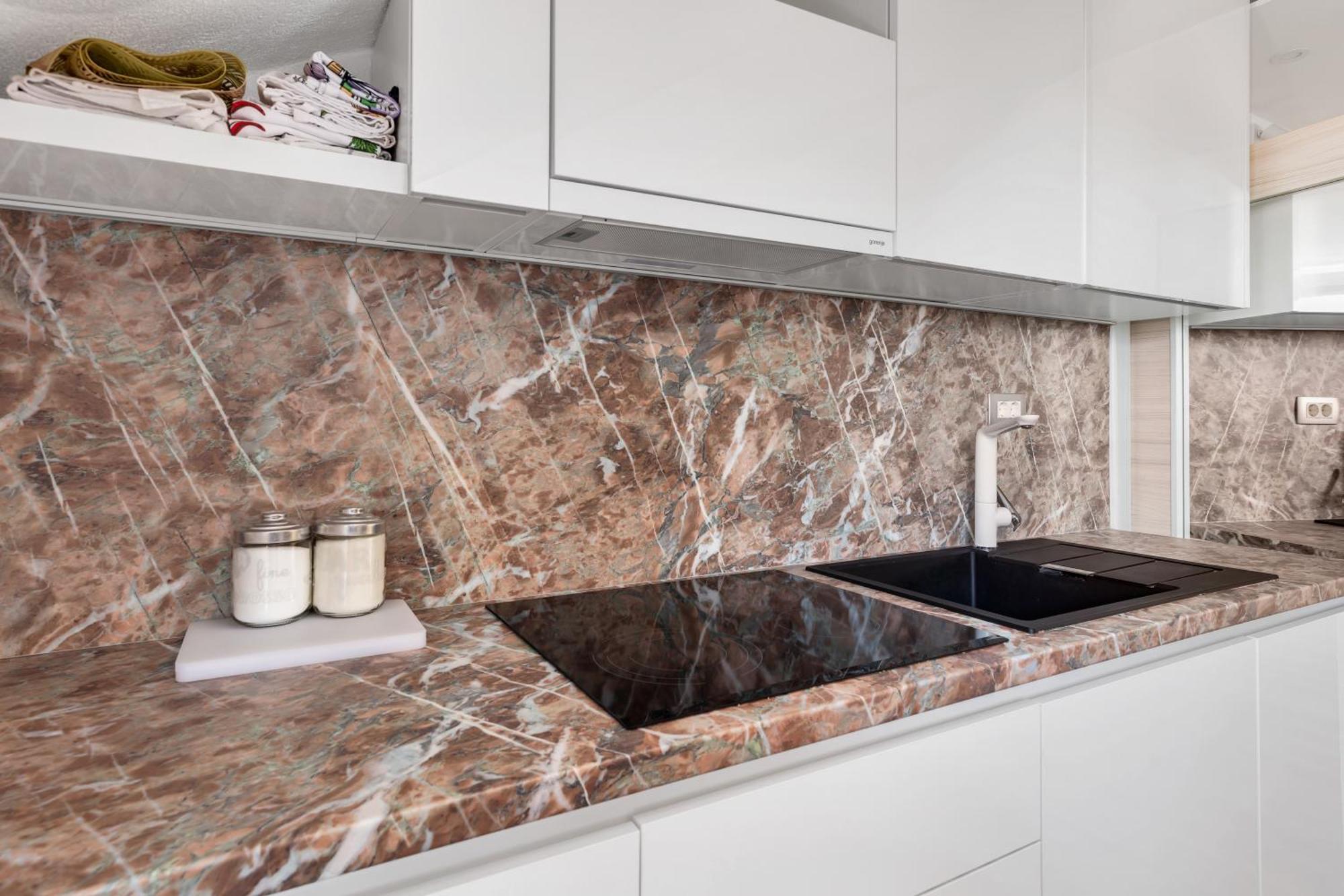Luxury Dante Apartment With Terrace Split Exterior photo